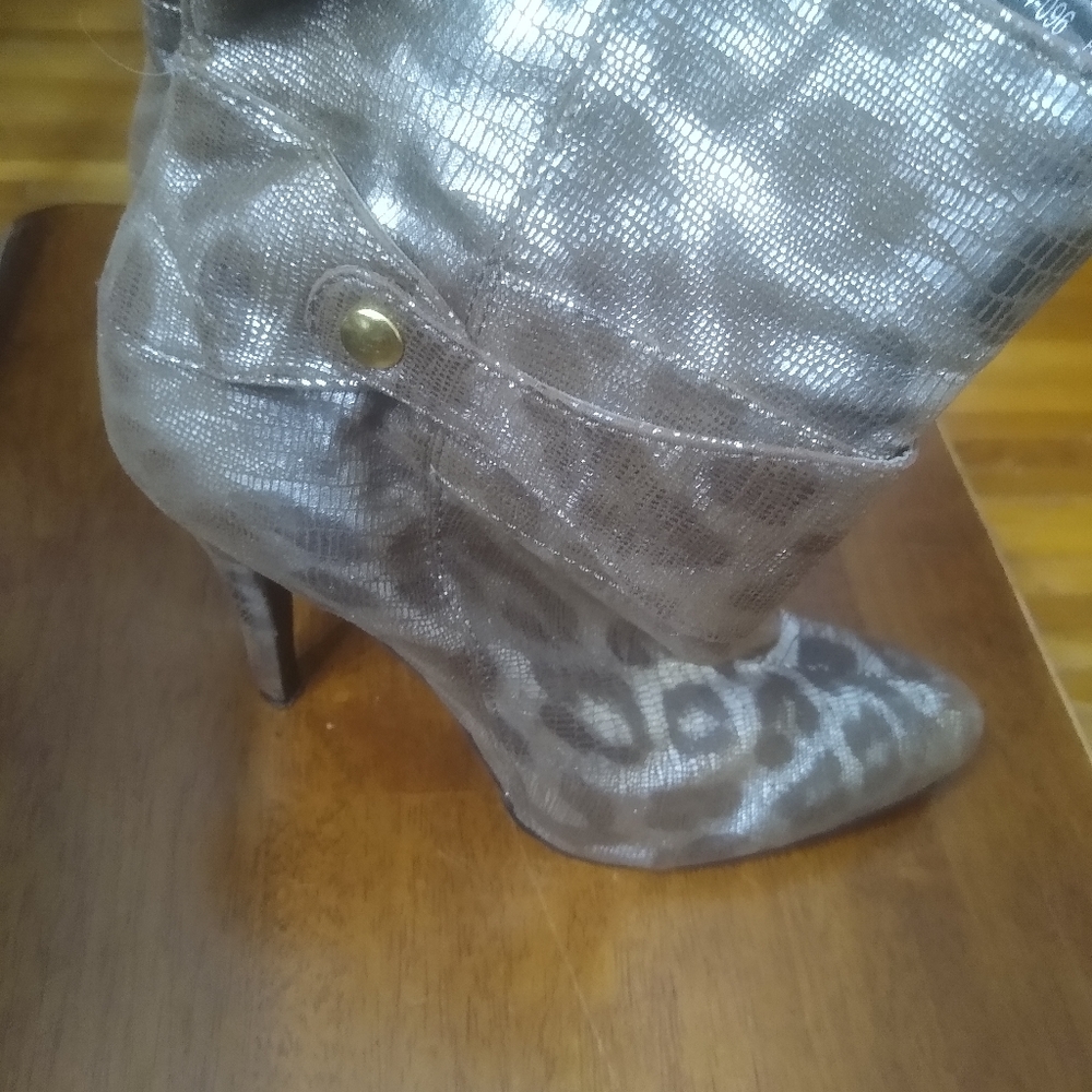 Colin Stuart Booties Size 8 BUsed, no box
